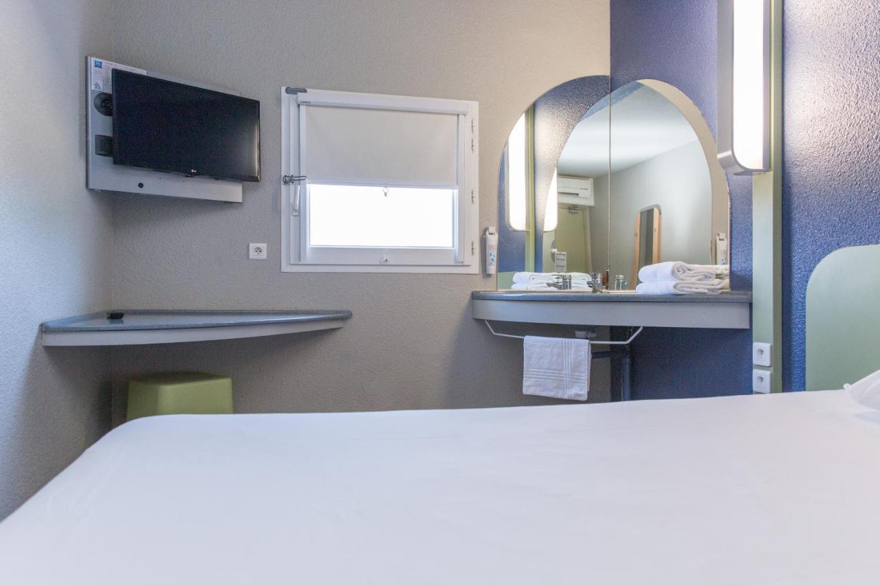 Ibis Budget Систерон Экстерьер фото